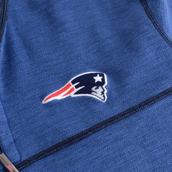 Tommy Bahama New England Patriots Navy Blue Reversible Half Zip Pullover Sweater - Picture 10 of 11